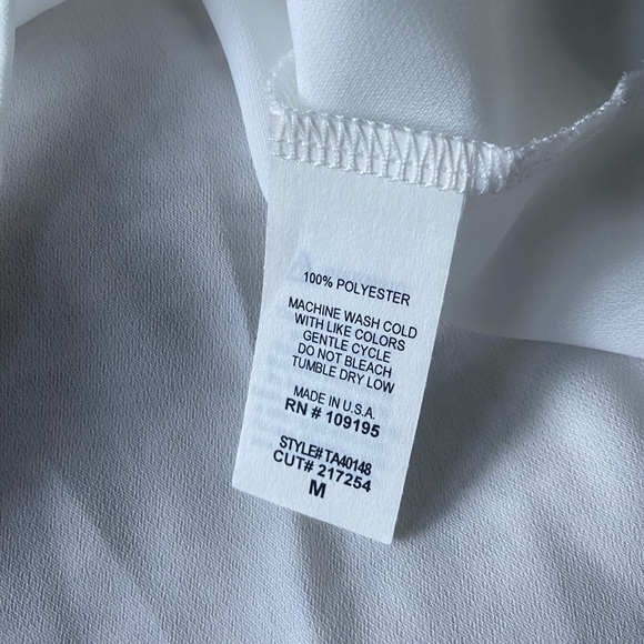 🔸 Fashion Nova 🔸 white blouse - Picture 5 of 6